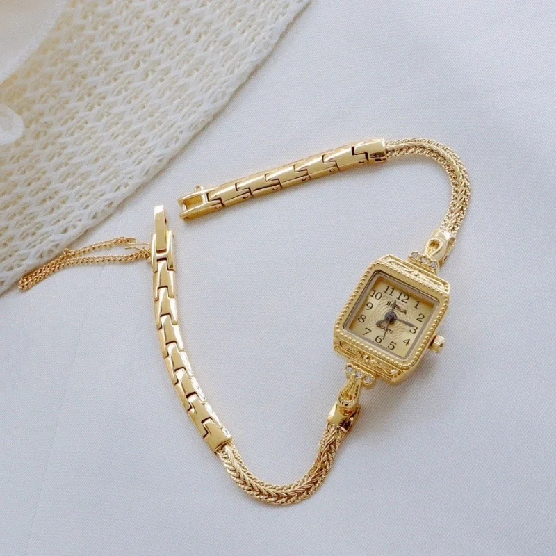 Women'S Fashion Digital Watch - Orologio con cinturino sottile Vintage di