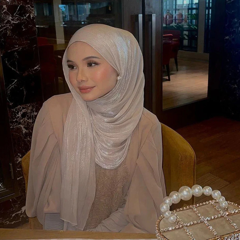 Women Fashion Trend 2026 - Nuovo Arrivo 2026: Sciarpa Hijab in