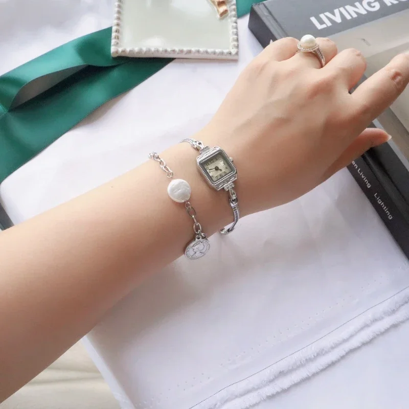 Orologio con cinturino sottile - Women'S Fashion Digital Watch recensione e prezzo