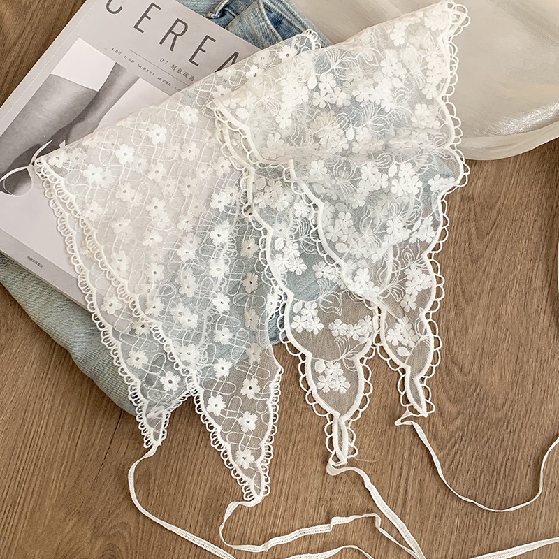 Sciarpa in pizzo multifunziona - Corset Top Boned recensione e prezzo